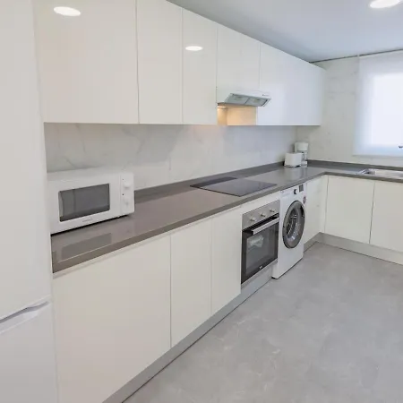 Apartment Vacation Los Pinos: Elegant Golf Retreat Near Puerto Banus Marbella