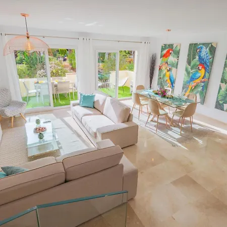Vacation Los Pinos: Elegant Golf Retreat Near Puerto Banus Apartment *